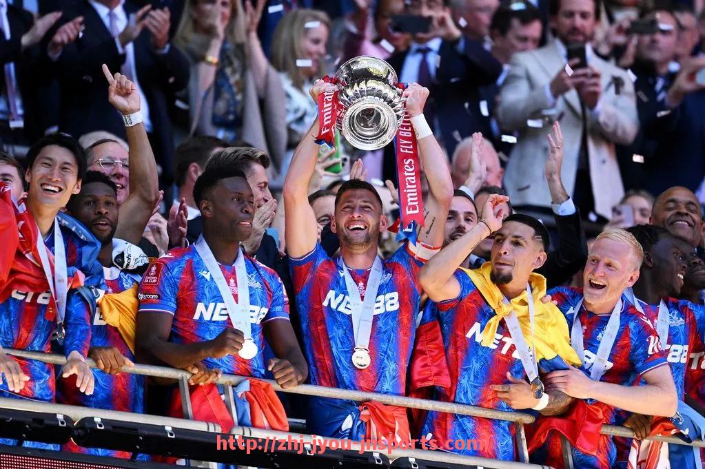 jiuyou九游娱乐-世俱杯球员技术细节执行能力与整体战术融合表现对比